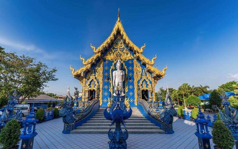 Chiang Mai: Lalita Cafe & White, Blue, Big Buddha Temples - Road trip timing from Chiang Mai: breaks, seating, and luggage reality