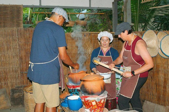 Chiang Mai Lanna Northern Thai Cooking Experience with Locals - Why This Chiang Mai Lanna Class Feels Like Family