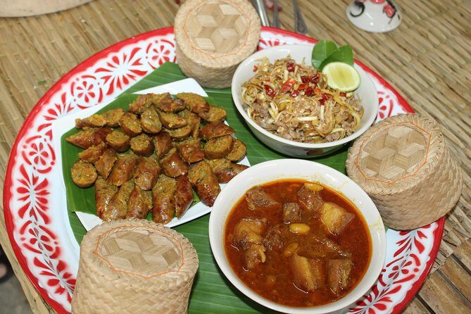Chiang Mai Lanna Northern Thai Cooking Experience with Locals - Pickup, Then Market-to-House Travel That Sets the Tone