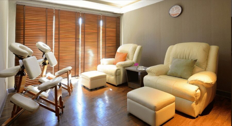Chiang Mai: Let's Relax Chiang Mai Thapae E-Voucher - Booking reality check: you must call for your appointment