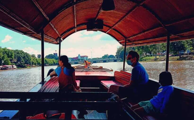Chiang Mai: Mae Ping River Cruise & Optional Transfer - Herbal Tea, Juices, and Ice Cream: The Tasty Reset