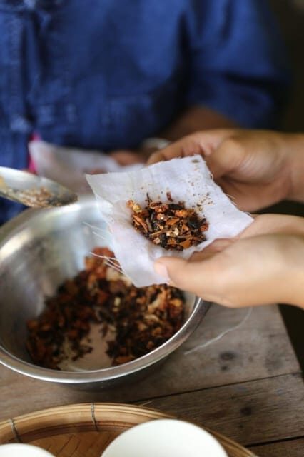 Chiang Mai : Making Herbal Ball And Inhaler - Why this Chiang Mai herbal workshop feels practical, not just pretty