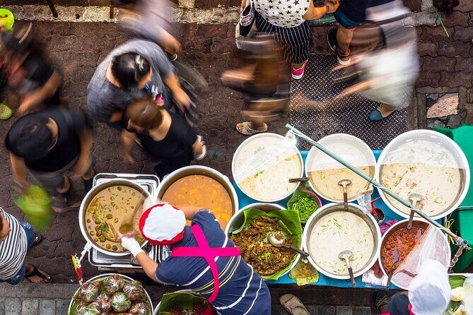 Chiang Mai Michelin Food Walking Tour with Professional Tour Guide - Who should book this tour in Chiang Mai