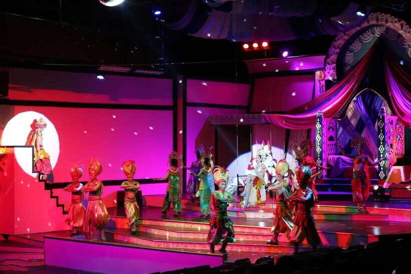 Chiang Mai: Miracle Cabaret Show - Miracle Cabaret Chiang Mai: What This Show Really Is