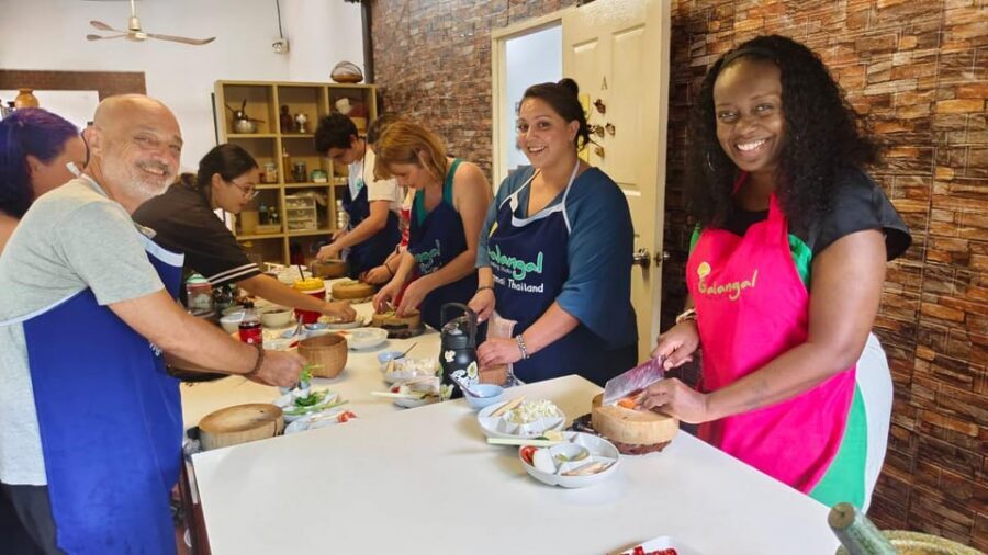 Chiang Mai: Morning Cooking Class with Market Visit - Who this class is best for (and who might skip it)