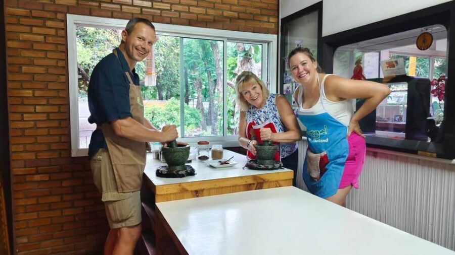 Chiang Mai: Morning Cooking Class with Market Visit - The heart of the class: cooking 6 Thai dishes your way