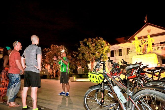 Chiang Mai Night Bike Tour - Wat Chedi Luang: The City Pillar, Auspicious Trees, and the Big Chiang Mai Moment