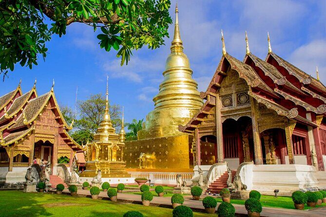 Chiang Mai Old City & Temples Guided Walking Tour - 3 Hrs - Start point and end point: the logistics that can make or break your morning