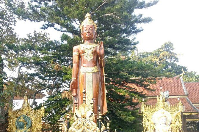 Chiang Mai Private Tour with Tea Plantation, Karen Village, Doi Suthep - Wat Phra That Doi Suthep: Temple Views and Practical Etiquette