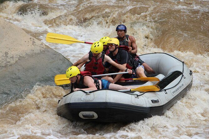 Chiang Mai Rafting in Mae Taeng River with Thai Buffet - Who This Chiang Mai Rafting Tour Is Best For