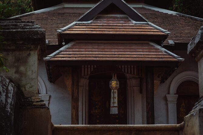 Chiang Mai Shared City Tour with Famous Temples - Wat Phra That Doi Suthep: gold stupa views and the reality of stairs