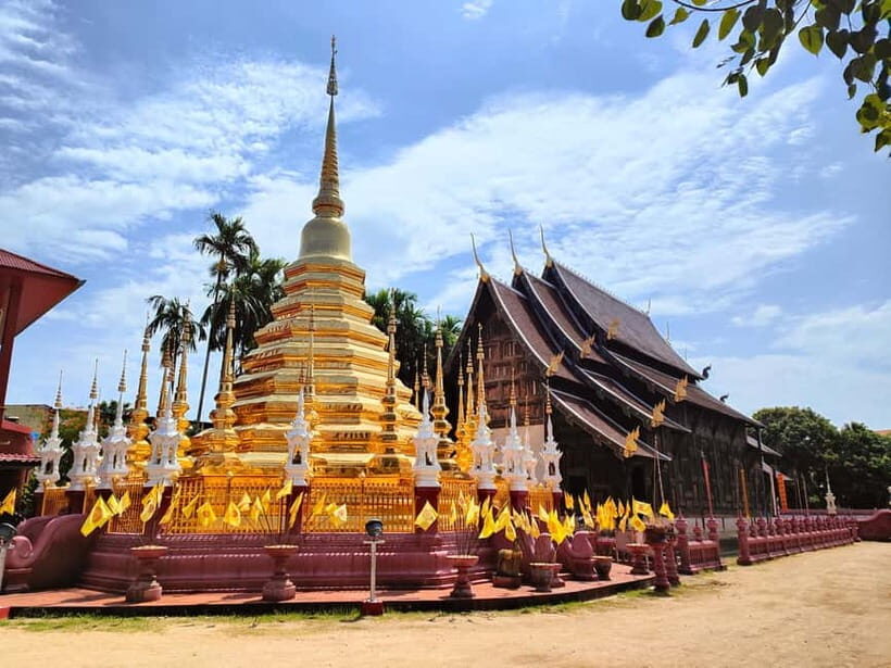 Chiang Mai: Temple And City Walking Tour Part I - Why this Chiang Mai temple walk works so well