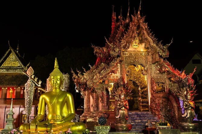 Chiang Mai Temples and Market Tuk Tuk Night Tour - Wat Lok Molee: a quieter temple outside the main crunch