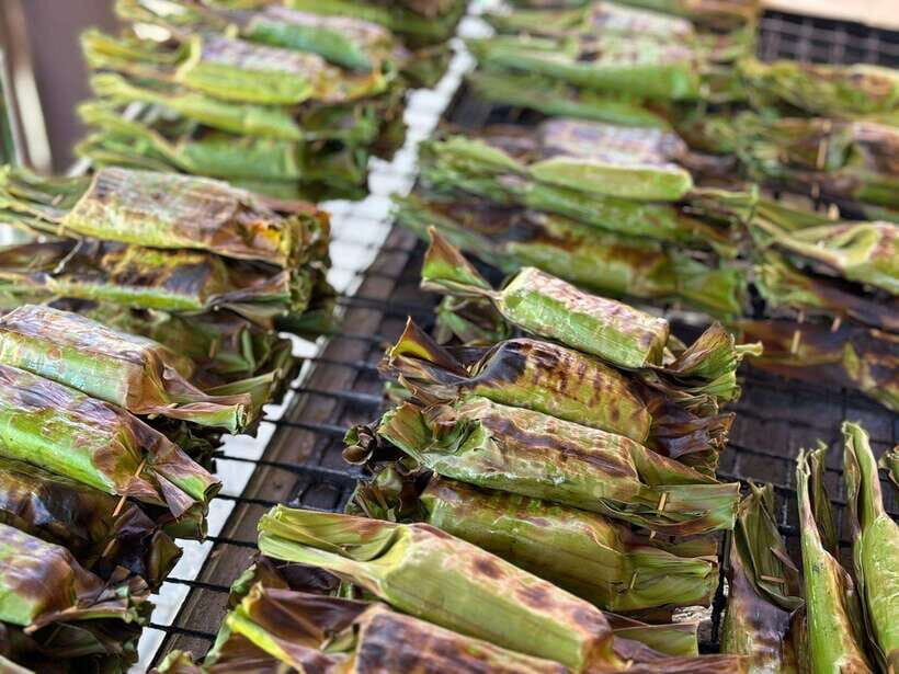 Chiang Mai: Walking Food Tour - Larb Moo and Sai Ua: Northern Thai Heat and Herbal Zing