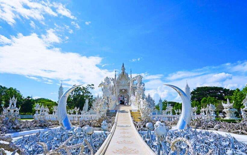 Chiang Mai: White, Blue & Big Buddha Temples in Chiang Rai - Lunch, Hot Spring Break, and the Small Comfort Wins