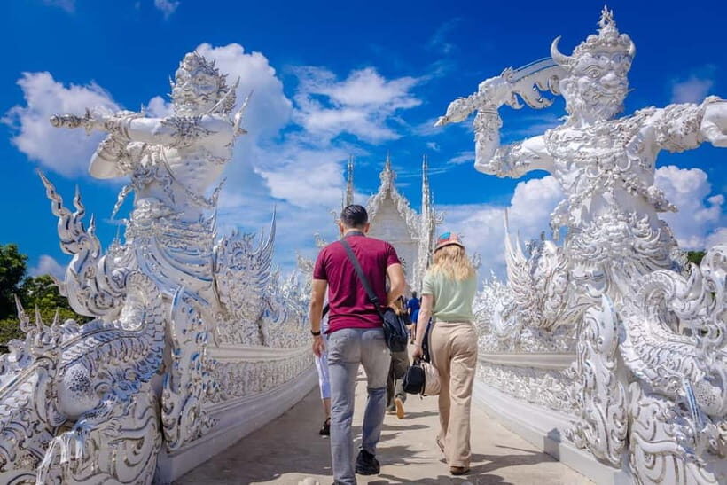 Chiang Mai: White, Red/Black & Blue Temples Tour with Lunch - The afternoon choice: Black House (Baan Dam) vs Red Temple (Wat Huay Pla Kang)