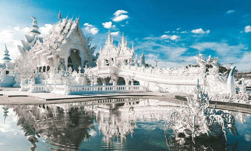 Chiang Mai: White Temple, Blue Temple, and Black House Tour - Mae Kachan Hot Spring Town: Your Short Reset Stop