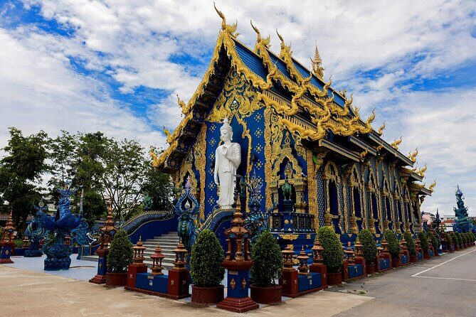Chiang Rai Famed Temples and Golden Triangle Tour from Chiang Mai - A 15-hour Chiang Rai highlights run from Chiang Mai