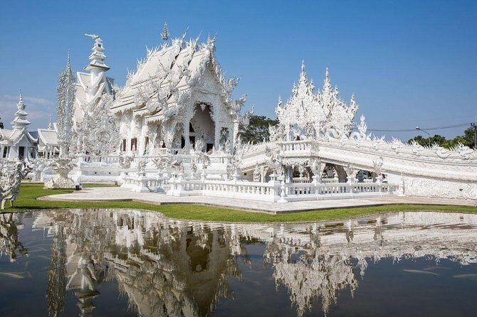 Chiang Rai One Day: Golden Triangle, Laos Border, Long Neck Tribe - Laos Border by Boat: The Passport Reality Check