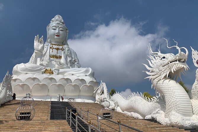 Chiang Rai Temples Day Trip from Chiang Mai - Blue Temple (Wat Rong Seur Ten): modern design with Buddhist roots