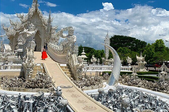 Chiang Rai Temples Private Tour from Chiang Mai - All Inclusive - What all-inclusive feels like in real life