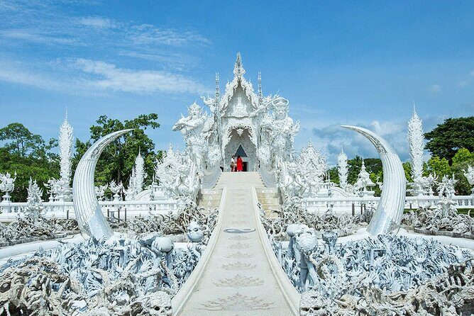 Chiang Rai Tour: Hot Spring,White Temple, Golden Triangle, Yao - Optional Laos border visit: short and passport-driven