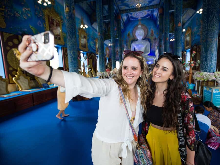 Chiang Rai White Temple and Blue Temple Day Tour - Wat Saeng Kaeo Phothiyan, Temple of Light and its spiritual vibe