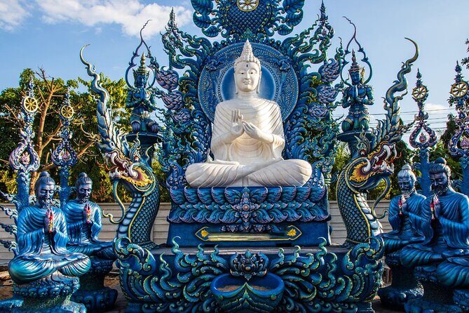 Chiang Rai White Temple Blue Temple and Hill Tribe Village Tour - Chiang Rai from Chiang Mai: what the 7:30 start and 11 hours feel like