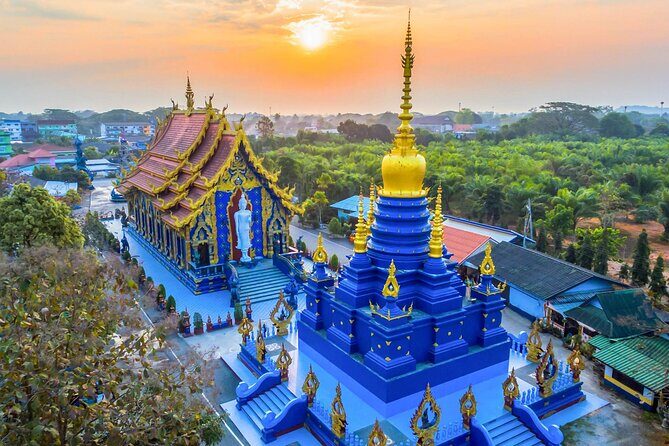 Chiang Rai White Temple, Blue Temple and more from Chiang Mai - Price and What You Get for $39