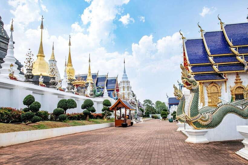 Chiangma: Wat ban den, Blue Temple & Sticky Waterfall. - Price and value: why $57 can make sense