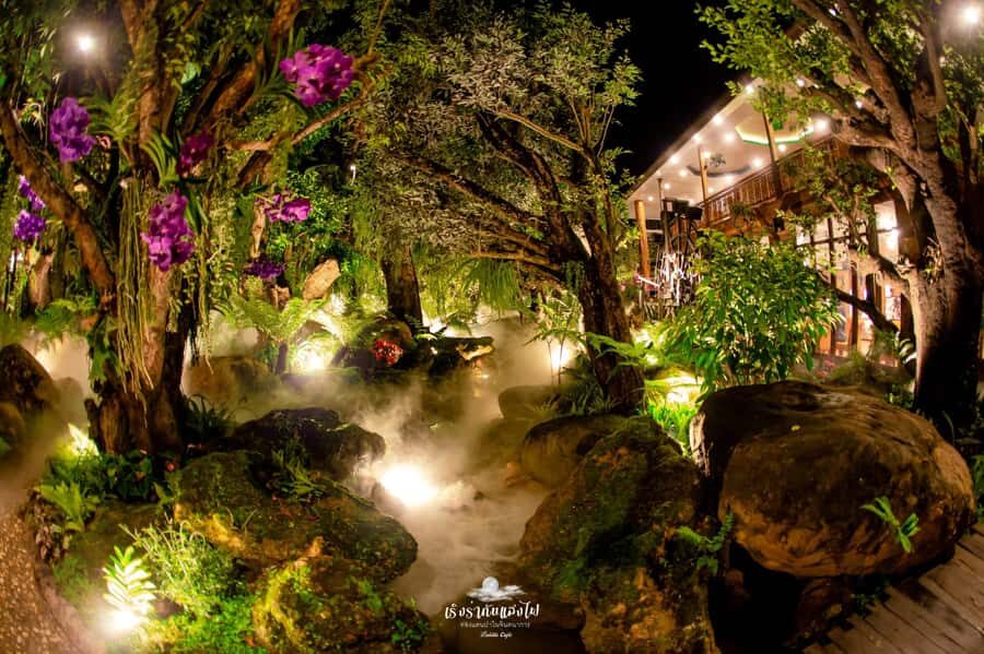 Chiangmai to Chiangrai: 3 Temples, Hot Springs& Lalitta Cafe - Blue Temple Wat Rong Suea: Time for Details (And a Treat)
