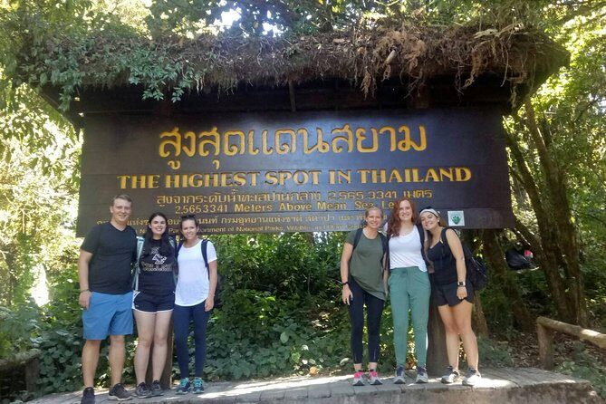 Doi Inthanon Private Tour with Trek & Lunch from Chiang Mai - Ban Mae Klang Luang: Coffee, Crafts, and a Village-Style Pause