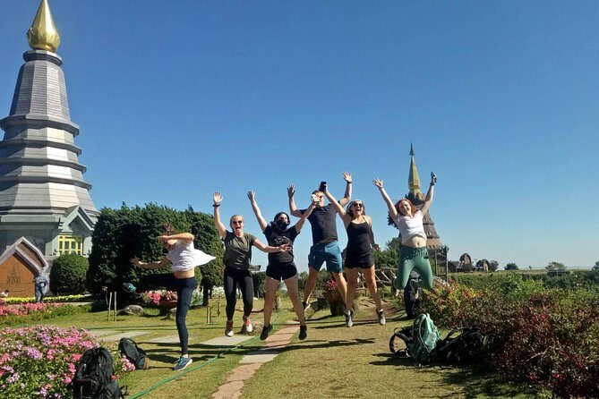 Doi Inthanon Private Tour with Trek & Lunch from Chiang Mai - Pha Dok Seaw Waterfall Hike (about 2 hours): What to Expect on the Trail