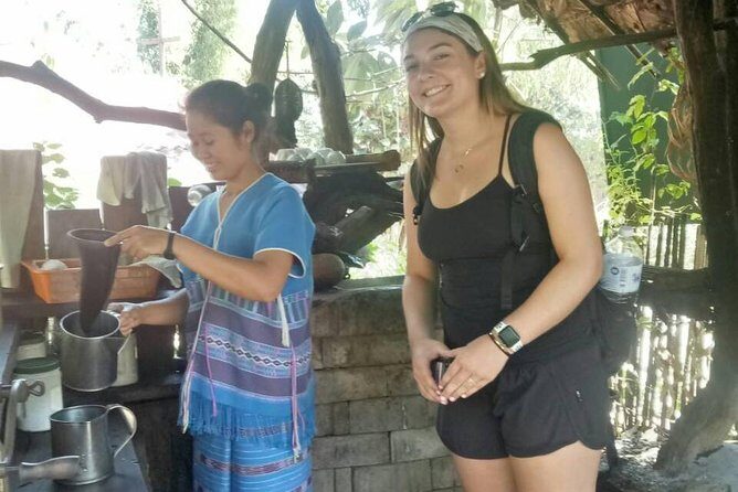 Doi Inthanon Private Tour with Trek & Lunch from Chiang Mai - Lunch in the Hills: How This Break Makes the Whole Day Work