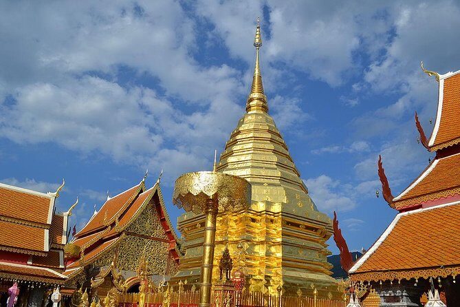 Doi Suthep and Hmong Hilltribe Half Day Tour in Chiang Mai - Should you book this Doi Suthep and Hmong hill-tribe half-day tour?