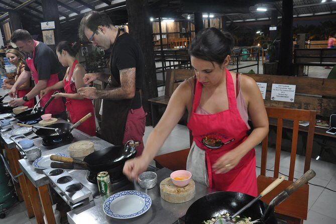 Evening Cooking Class in Organic Farm with Local Market Tour - Entering The Evening: Why 3:30 pm Works So Well