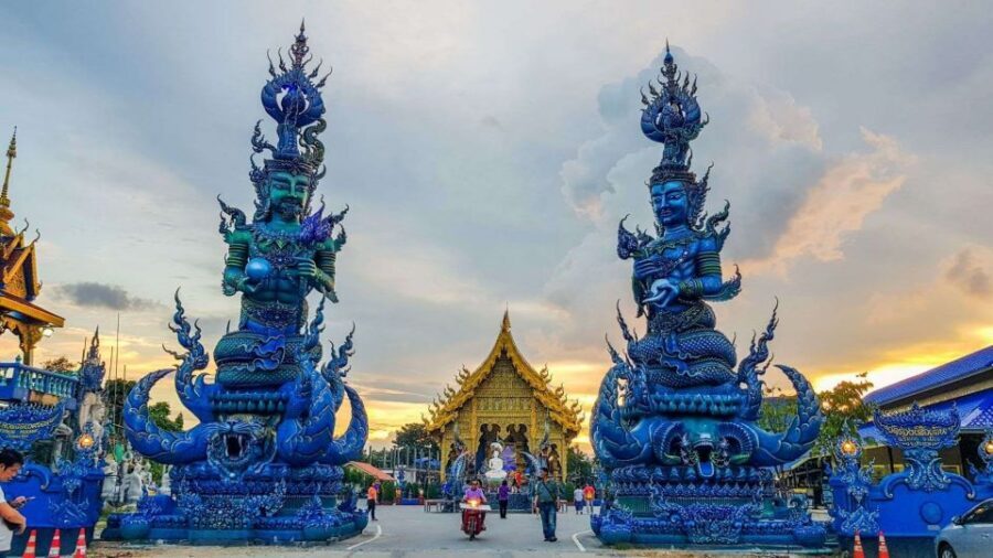 From Chiang Mai: Chiang Rai's Temples Exploration Day Trip - The Red Temple: Thai Spiritual Stories in Color