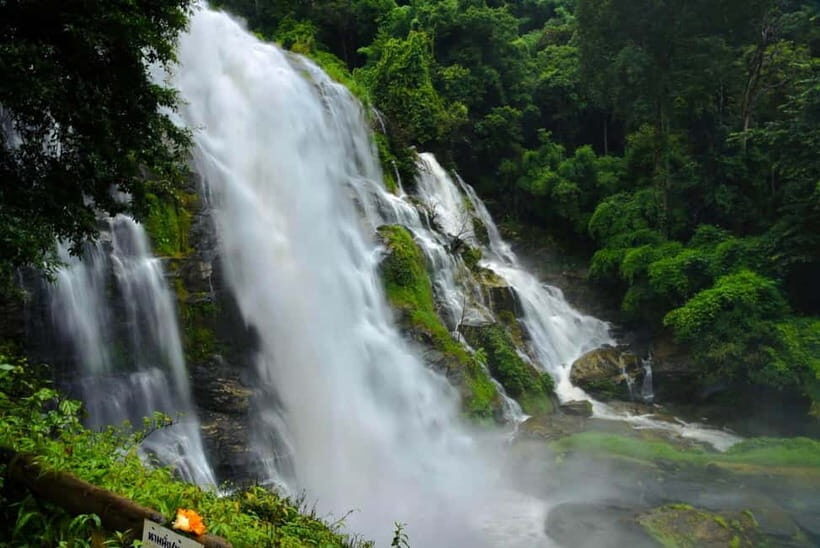 From Chiang Mai: Doi Inthanon National Park Day Trip - Twin Pagodas: gardens, monuments, and mountain views