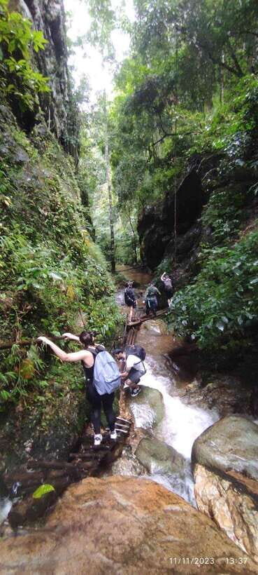 From Chiang Mai: Doi Saket Hiking Tour with Lunch - Lunch in the Wild and the Waterfall Shower Stop