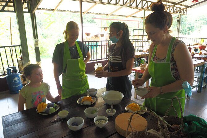 Full Day Thai Cooking at Farm (Chiang Mai) - A farm-based Thai cooking day from Chiang Mai City