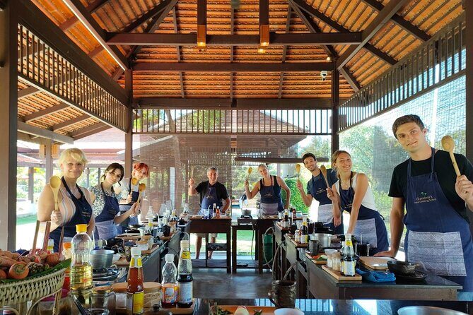 Full-Day Thai Cooking Class with Grandma - Market and Farm Tour - Chiang Mai’s Market-to-Kitchen Flow: What Makes This Day Different