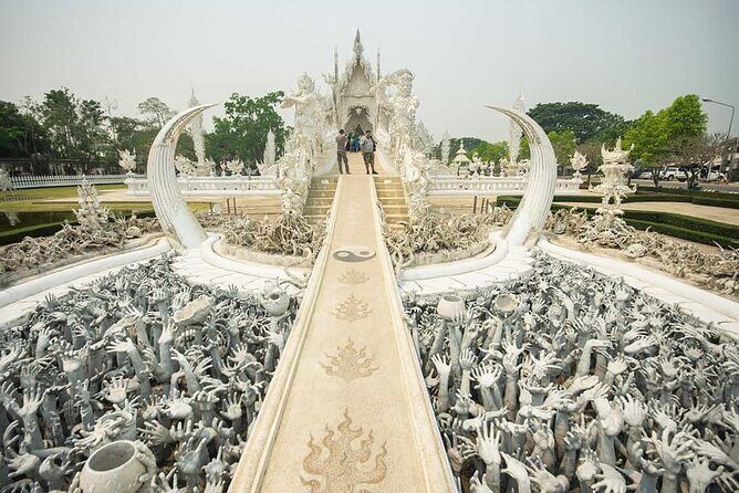 Full Day Tour in Chiang Rai White Temple and Golden Triangle - The Optional Laos Border Visit (Extra 300 THB)