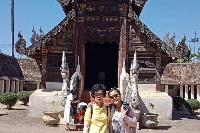 Grand Canyon Chiang Mai Private Tour with Pottery Village - Pha Chor and Grand Canyon Chiang Mai: Rock Formations and Clear Blue Water Views