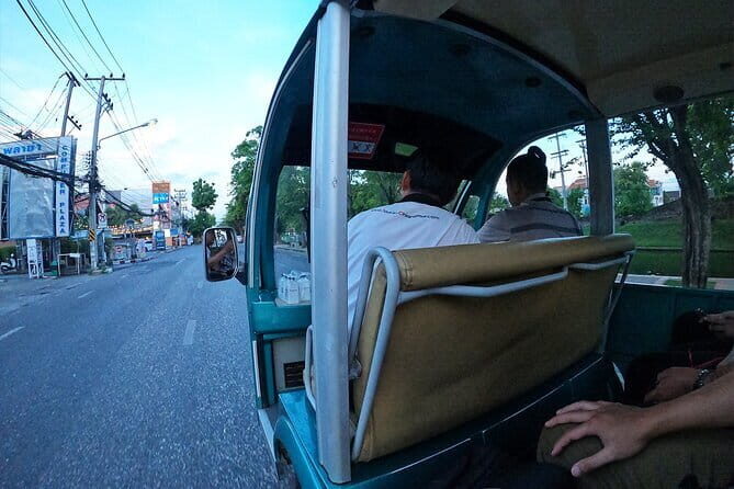 Guided Chiang Mai City Night Tour by EV Tram - Three Kings Monument: The City Pillar Story You’ll Keep Seeing