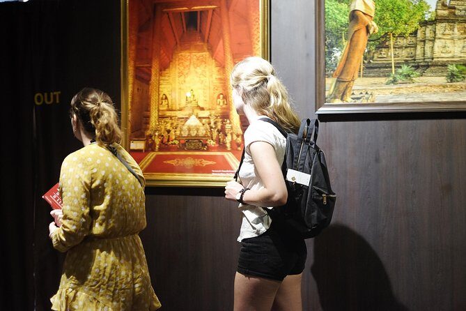 Half Day Chiang Mai City Temples & Museum Tour - Group or Private - Wat Chiang Man: the quieter stop that builds your “temple grammar”