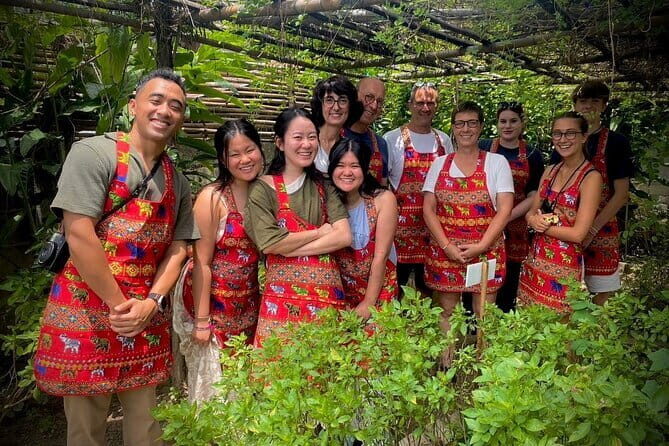 Half Day Chiang Mai Cooking Class and Market Taste Tour - Price and Logistics Check: Is $33.81 Actually Reasonable?