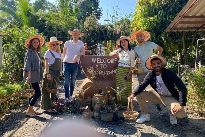 Half Day Chiang Mai Cooking Class and Market Taste Tour - Coconut Shell Thai Food Meet-Up: Getting Oriented Without Stress