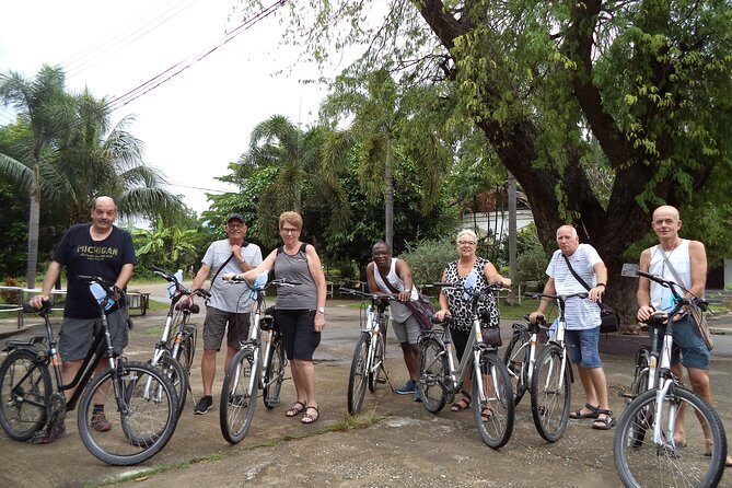 Half-Day Colors of Chiang Mai Biking Tour - Guides you might meet: what their style adds