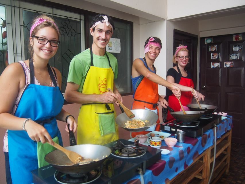 Half-Day Cooking Class with Market Tour - A Thai home cooking class that starts at the market