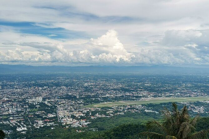 Half day Doi Suthep Temple and city temples (Private tour) - The Golden Stupa and Chiang Mai Views: How to Make This Hour Count